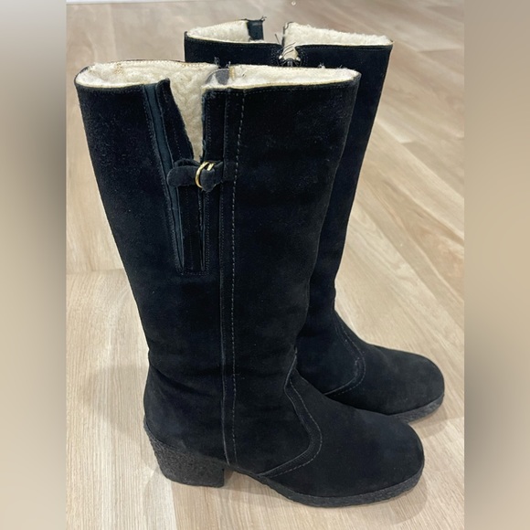 NWOT-Genuine Sheep Wool inner Lining-Vintage Black Suede Naturalizer - Picture 10 of 14